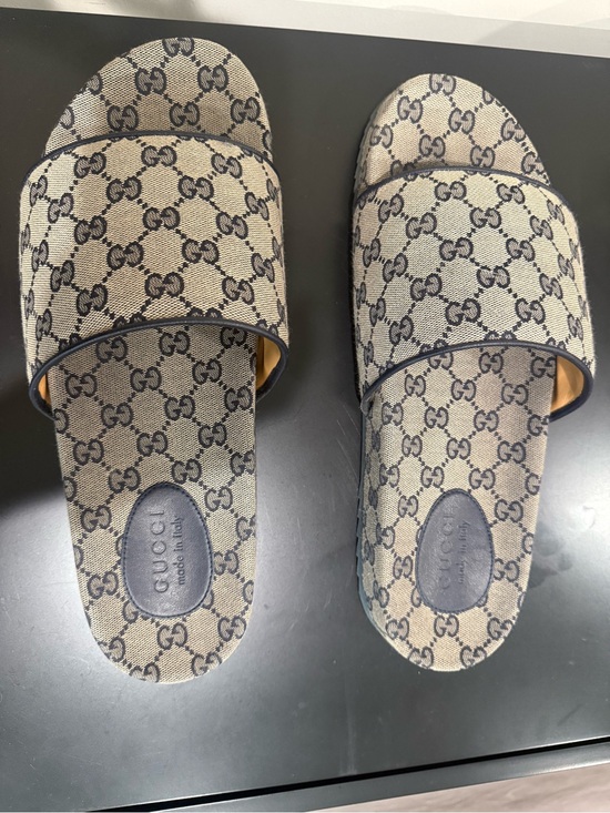 Gucci Beige and Brown GG Canvas Slide Sandals main image 4